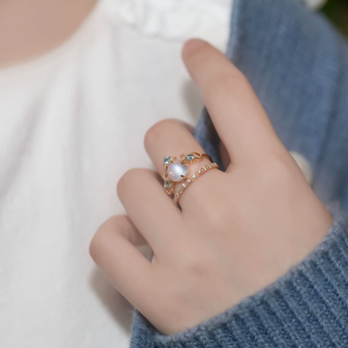 18k Solid Gold Vintage Moonstone Engagement Ring - Melbourne, Australia