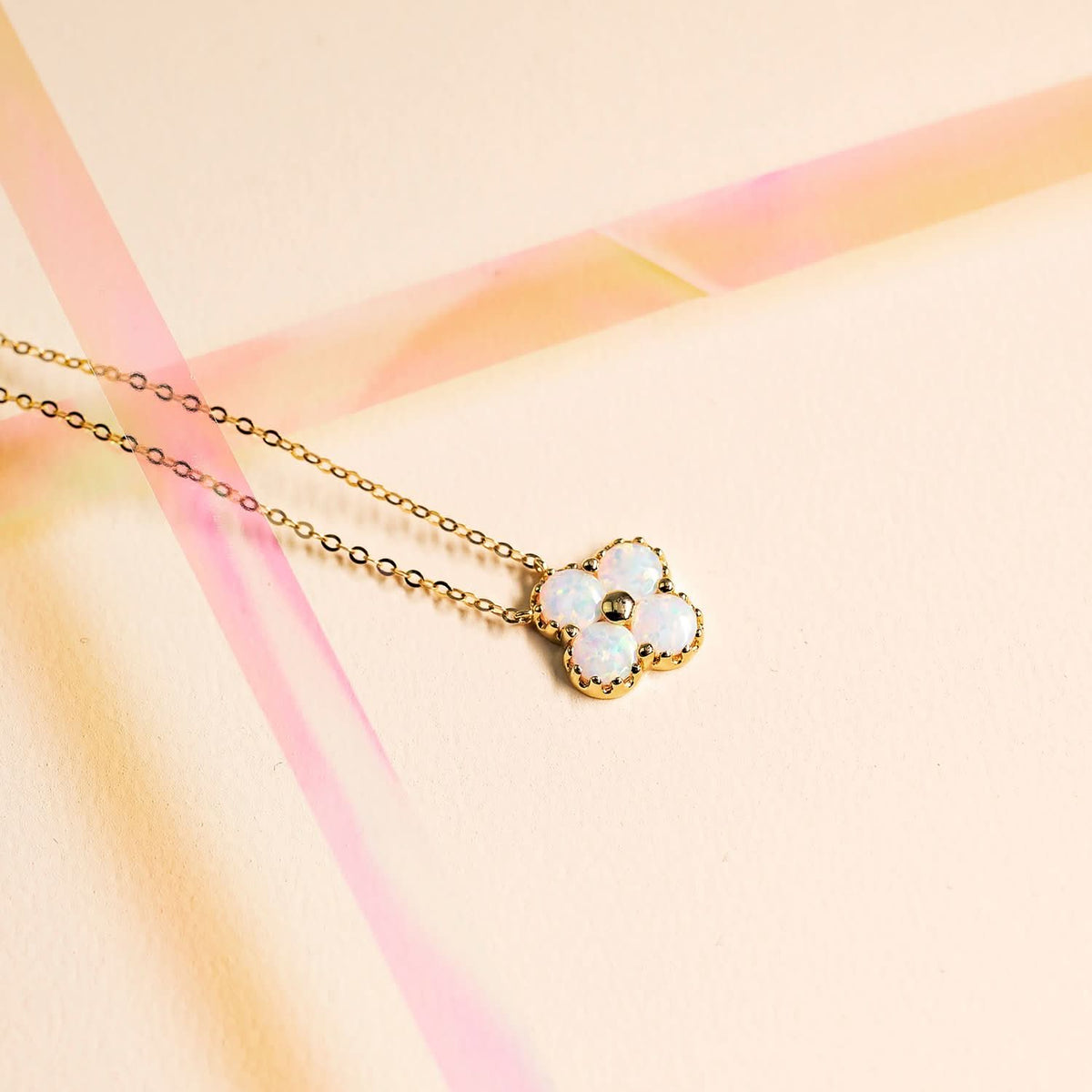 18k Solid Gold Australian  Opal Clover Necklace - Melbourne, Australia