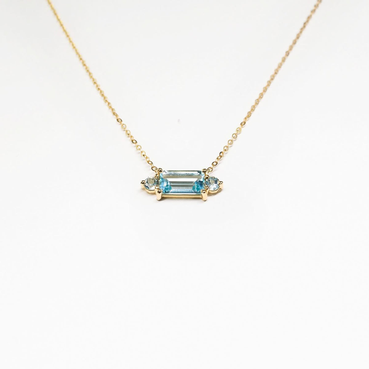 18K SOLID GOLD TOPAZ STATEMENT NECKLACE - Melbourne, Australia